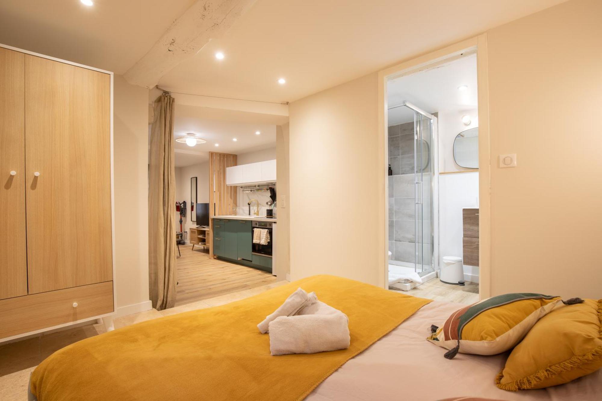 La Venise Provencale - Hypercentre - Wifi Apartment LʼIsle-sur-la-Sorgue Екстериор снимка